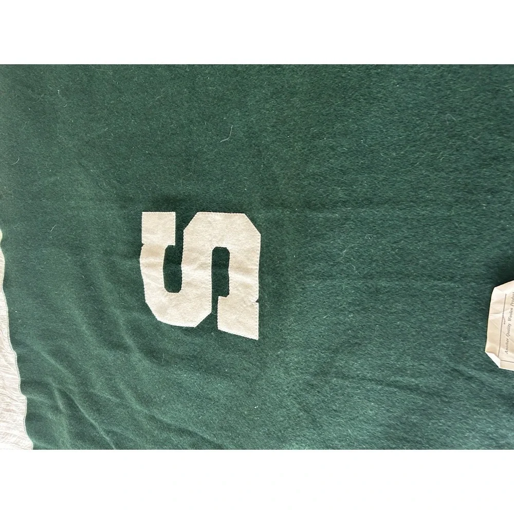 Vintage MSU MICHIGAN STATE SPARTANS UNIVERSITY STADIUM WOOL‎ BLANKET Huge! NEW